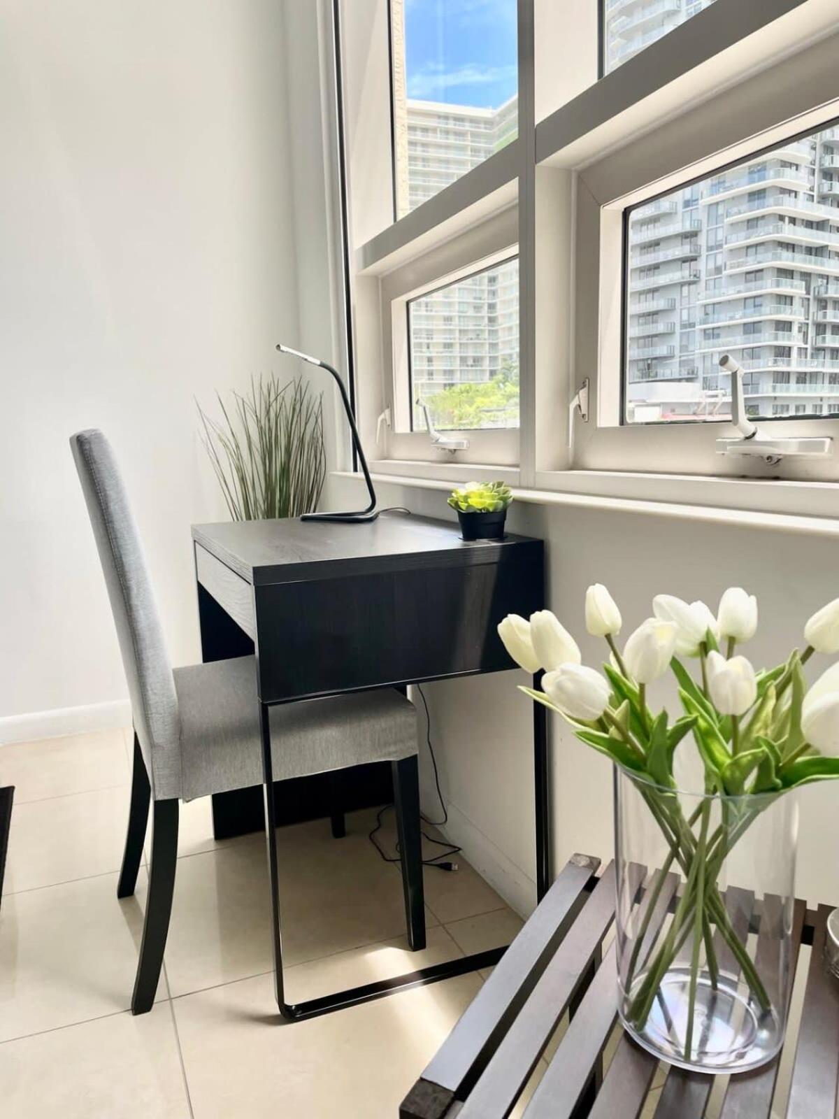 City Condo In Midtown Wynwood With Pool And Parking Miami Extérieur photo
